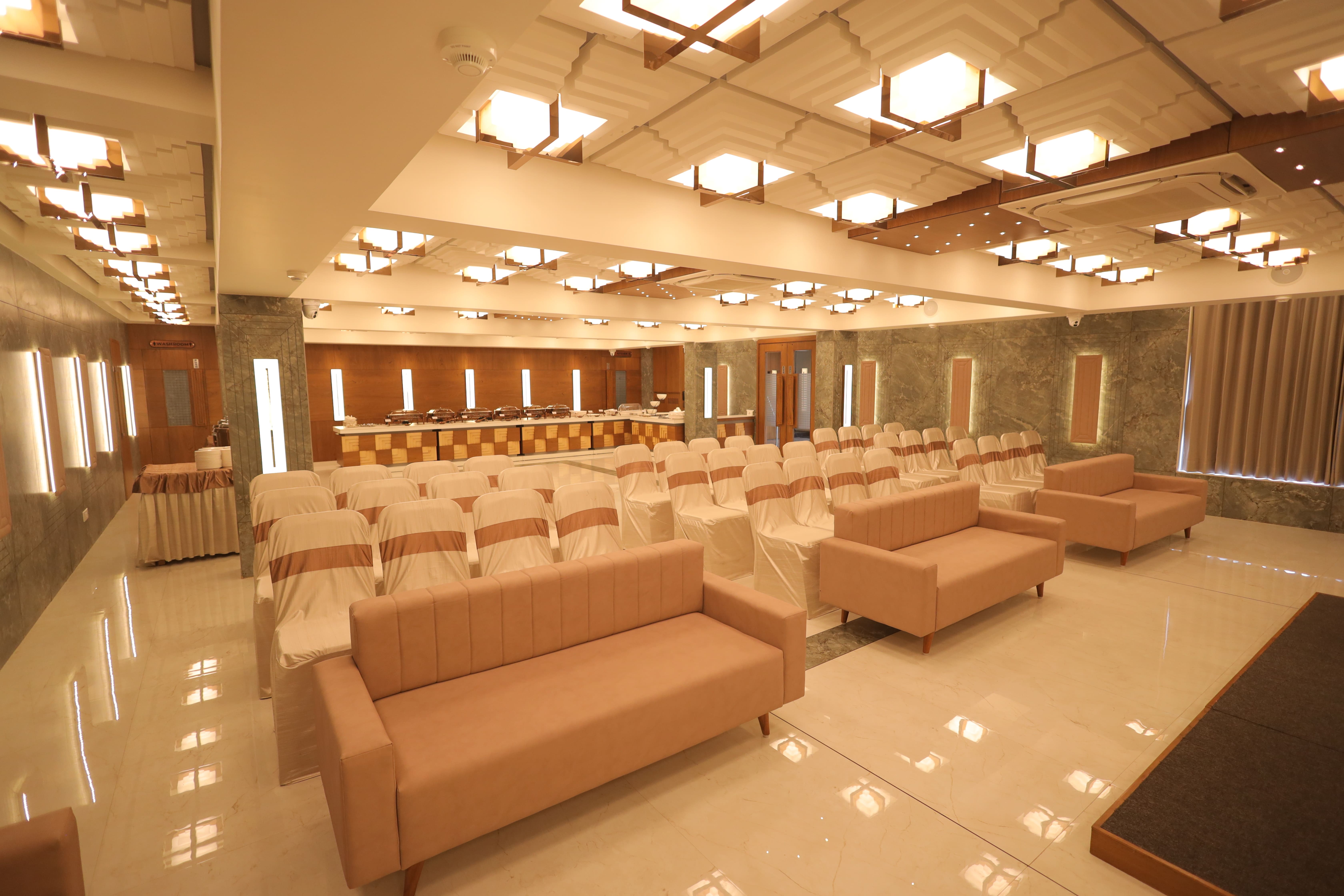 City Corner gallery image 14